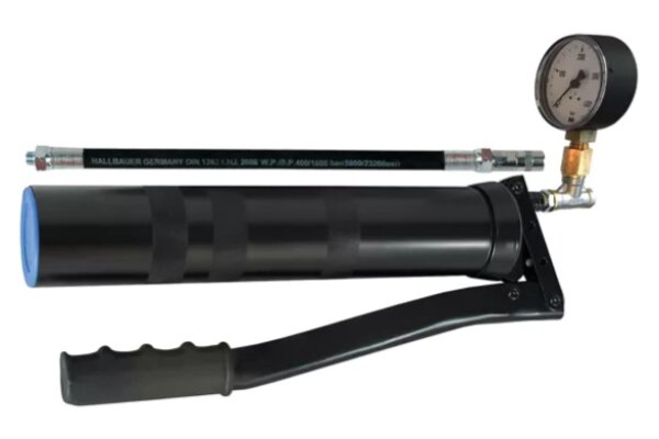 Prasa dźwigniowa do żywic, z manometrem remmers